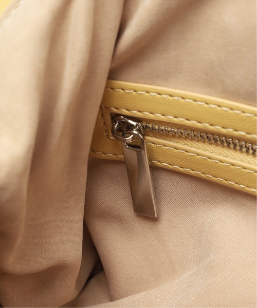 SLOBE IENA（スローブイエナ）の「【ADD CULUMN/アドカラム】PUFF CLASPショルダーバッグ◆（ショルダーバッグ・レディース・ホワイト/イエロー・FREE）」の9枚目の写真