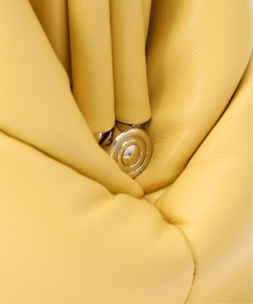 SLOBE IENA（スローブイエナ）の「【ADD CULUMN/アドカラム】PUFF CLASPショルダーバッグ◆（ショルダーバッグ・レディース・ホワイト/イエロー・FREE）」の6枚目の写真