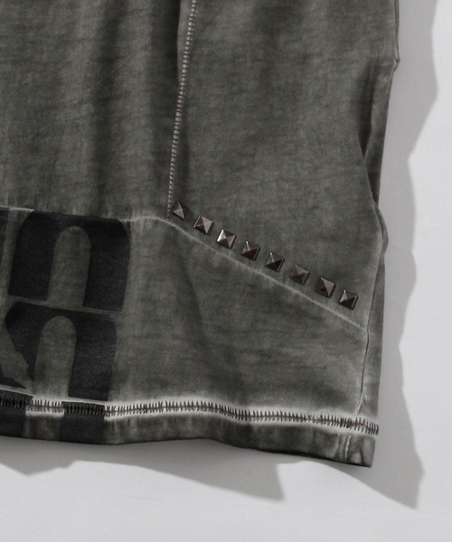 JOHN GALLIANO（ジョンガリアーノ）の「John Galliano(ジョン ガリアーノ)Kids & Junior　プリント半袖Tシャツカットソー（Tシャツ/カットソー・キッズ・ブラック・4YEAR/6YEAR/8YEAR/14Y/10YEAR/16Y）」の4枚目の写真