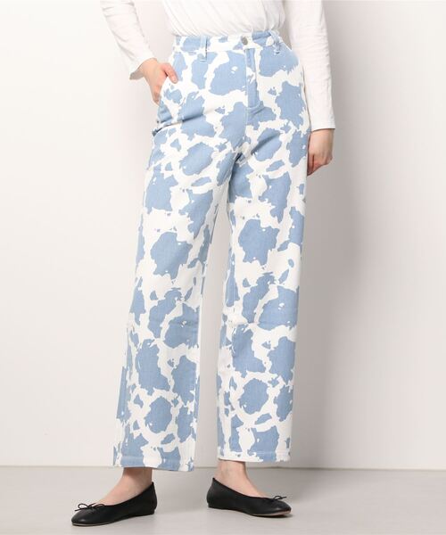 SHAGGIE（シャギー）の「COW柄ハイウエストデニムパンツ（デニムパンツ・レディース・ライトブルー/ブラック・SMALL/MEDIUM）」の6枚目の写真