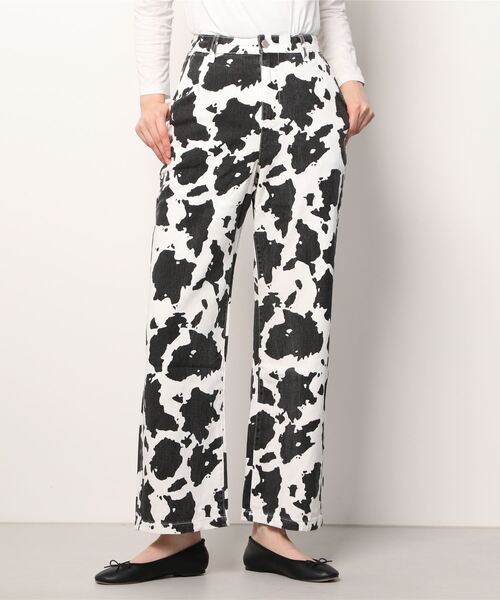 SHAGGIE（シャギー）の「COW柄ハイウエストデニムパンツ（デニムパンツ・レディース・ライトブルー/ブラック・SMALL/MEDIUM）」の7枚目の写真
