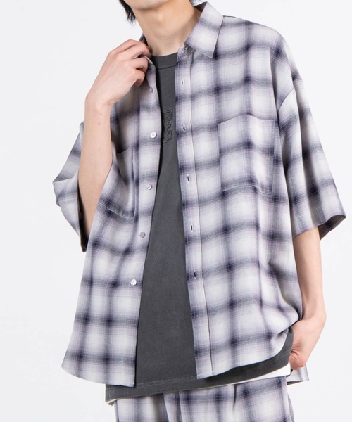 WEGO（ウィゴー）の「WEGO/オンブレチェックルーズ5分袖シャツ（シャツ/ブラウス・メンズ・サックスブルー/ネイビー・LARGE/MEDIUM）」の8枚目の写真