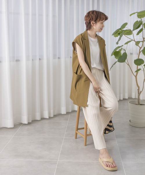 URBAN RESEARCH（アーバンリサーチ）の「テーラードジレ（その他アウター・レディース・ライトベージュ/オリーブ・FREE）」の3枚目の写真