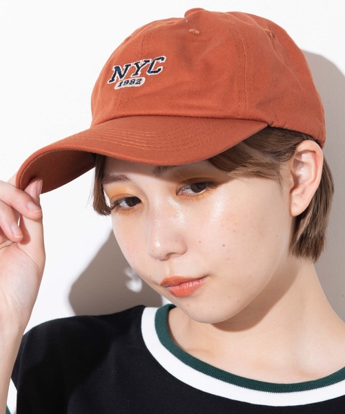 WEGO（ウィゴー）の「WEGO/カレッジロゴローキャップ（キャップ・レディース・オフホワイト/ネイビー/ベージュ/ブラック/オレンジ・FREE）」の5枚目の写真