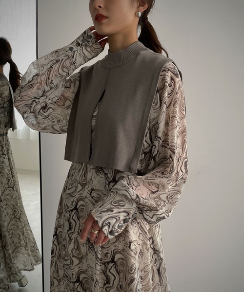 &g'aime（アンジェム）の「【&g'aime】ハイネックショートベスト（ベスト・レディース・ブラック/グレー/グレイッシュベージュ・FREE）」の21枚目の写真