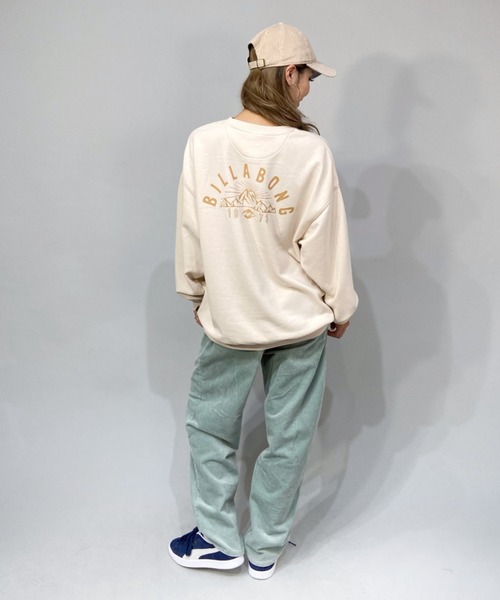 BILLABONG(ビラボン)の「【ムラサキスポーツ別注】BILLABONG/ビラボン ルーズシルエット 撥水バックプリントロゴトレーナー BB014-028(スウェット・レディース・ブラック/ホワイト・M/L)」の9枚目の写真