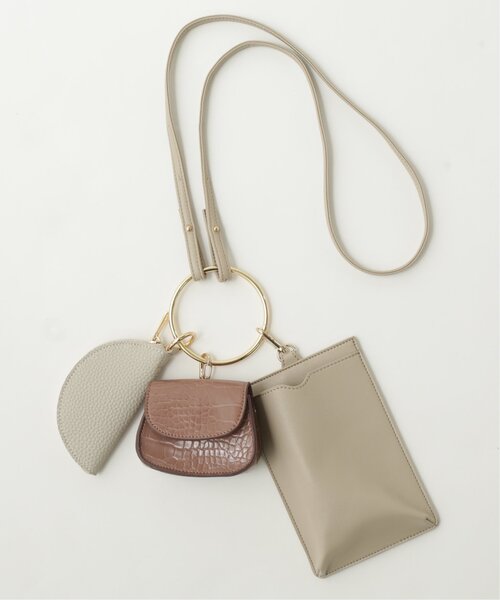 RAY CASSIN（レイカズン）の「マルチリングバッグ（ショルダーバッグ・レディース・キナリ/ブラック/ブラウン・FREE）」の2枚目の写真