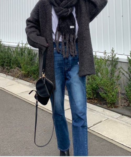 rem closet（レムクローゼット）の「ストレートハイライズデニム（デニムパンツ・レディース・ブルー系その他/ワンウォッシュ・1/0）」の2枚目の写真