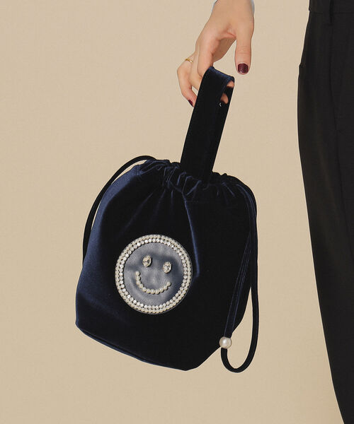 Ray BEAMS(レイビームス)の「ECODECO / ベルベット 巾着 バッグ(トートバッグ・レディース・ネイビー/ワイン・ONE SIZE)」の5枚目の写真