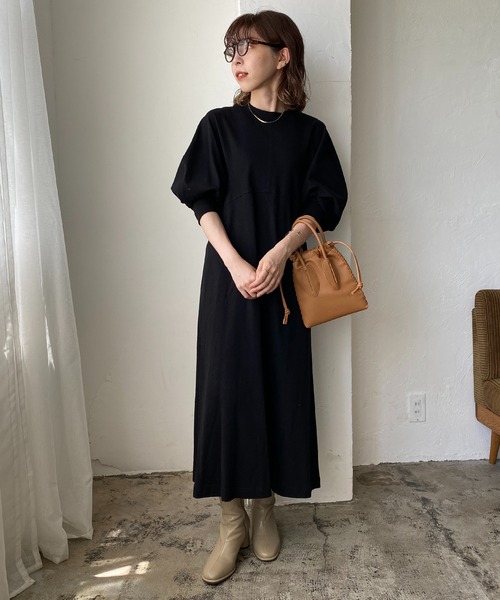 CAPRICIEUX LE'MAGE（カプリシューレマージュ）の「ラウンド立体スリーブワンピース（ワンピース・レディース・アイボリー/ブラック/チャコールグレー・FREE）」の11枚目の写真