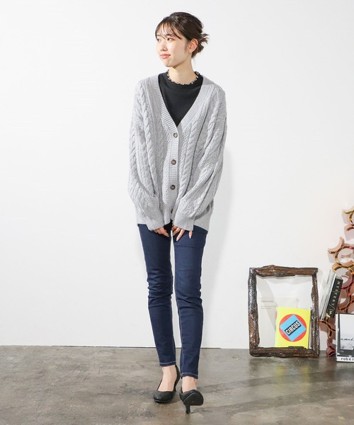 Honeys（ハニーズ）の「ケーブルチュニックカーデ（カーディガン/ボレロ・レディース・アイボリー/杢グレー/ブラウン系その他/ベージュ系その他/ブルー系その他・LL/M/L）」の8枚目の写真