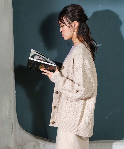 Honeys（ハニーズ）の「ケーブルチュニックカーデ（カーディガン/ボレロ・レディース・アイボリー/杢グレー/ブラウン系その他/ベージュ系その他/ブルー系その他・LL/M/L）」の12枚目の写真