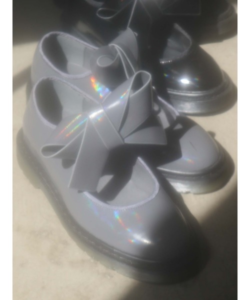 merry jenny（メリージェニー）の「auroraリボンラバーシューズ（パンプス・レディース・ブラック/グレー/アイボリー/ブルー・SMALL/MEDIUM/LARGE）」の4枚目の写真