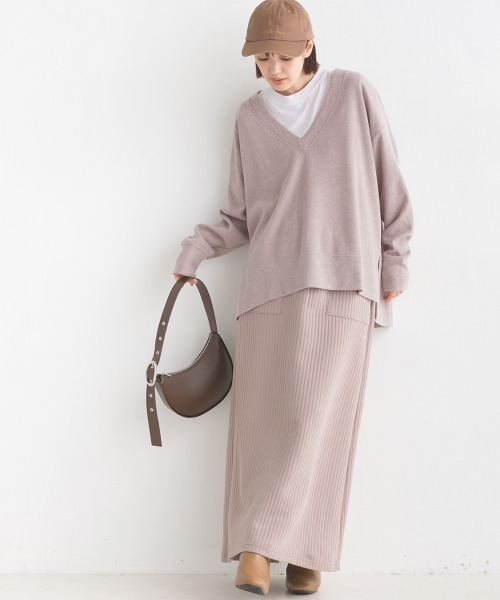 OMNES(オムネス)の「ウールタッチリブニットソー深Vネックプルオーバー(ニット/セーター・レディース・ベージュ/グレー系その他/チャコール・FREE)」の21枚目の写真