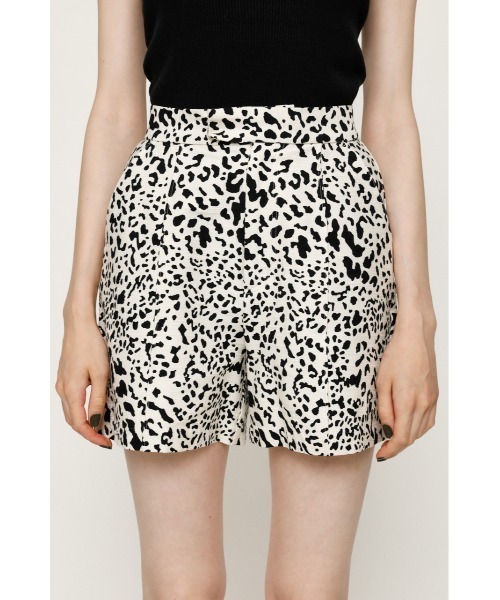 SLY(スライ)の「RAM LEO HW PIN TUCK S/PT レオパードピンタック ショートパンツ(スラックス・レディース・マルチ/ブラック・1/2/0)」の10枚目の写真