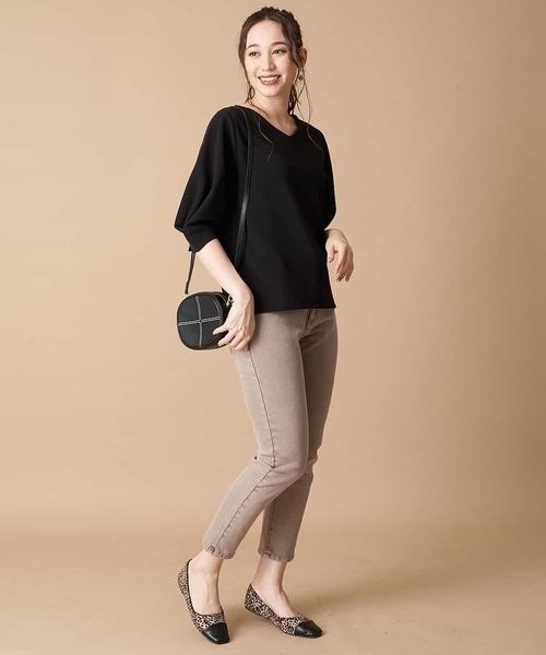 OFUON le MK（オフオンルエムケー）の「【洗濯機で洗える】スリムデニムパンツ（デニムパンツ・レディース・ネイビー/ベージュ・40/38/36）」の14枚目の写真