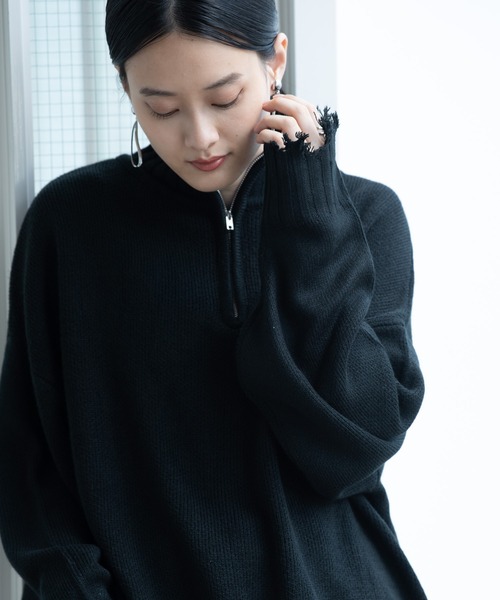 Happy John(ハッピージョン)の「damage hizip knit/ダメージハイジップニット(ニット/セーター・レディース・ブラック/グリーン/ナチュラル・FREE)」の4枚目の写真