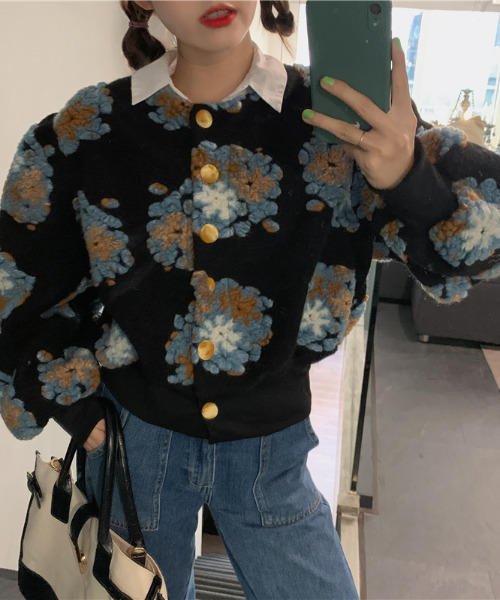 emi+(エミプラス)の「バイカラーボアドッキングニットカーディガン(ニット/セーター・レディース・ブラック/ブルー/ネイビー・FREE)」の17枚目の写真