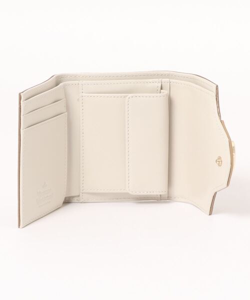 Vivienne Westwood(ヴィヴィアンウエストウッド)の「51010039/40565VICTORIA FOLDED WALLET WITH COIN POCKET(財布・レディース・ゴールド/グリーン/ブラック・FREE)」の5枚目の写真