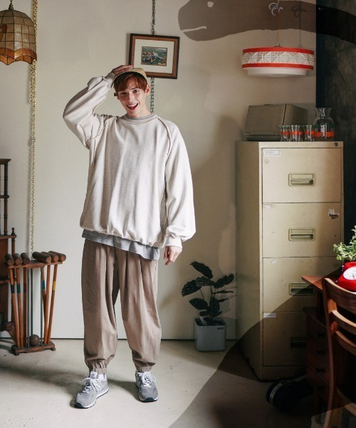 WV PROJECT（ダブリューブイプロジェクト）の「WV PROJECT(ダブリューブイプロジェクト) / リバーシブルクルーネックスウェット EASY REVERSIBLE SWEATSHIRT（スウェット・メンズ・ブラック/グレー/オートミール・S/M/L）」の8枚目の写真