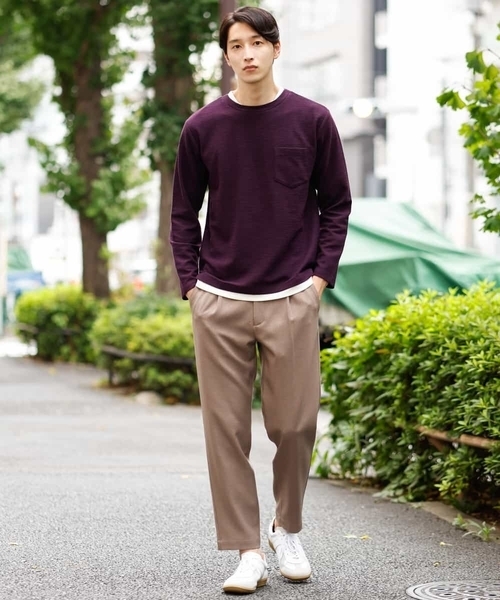 a.v.v（アーヴェヴェ）の「【一枚でもおしゃれ見え】フェイクレイヤードカットソー（Tシャツ/カットソー・メンズ・チャコールグレー/グリーン/ボルドー・46/50/44/48）」の5枚目の写真