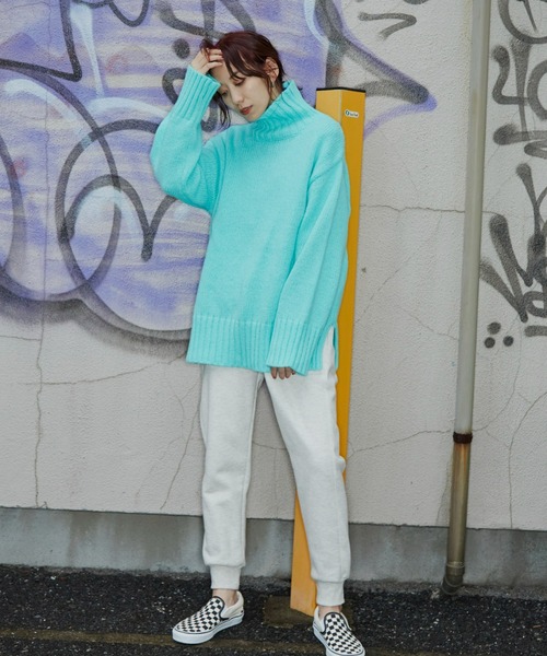 Auntie Rosa Holiday（アンティローザホリデー）の「ミドルゲージカラータートルBIGニット（ニット/セーター・レディース・ライトグレー/ライトブルー/ピンク/グリーン・FREE）」の18枚目の写真