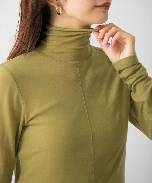 KBF(ケイビーエフ)の「シアーハイネックカットソー(Tシャツ/カットソー・レディース・ブラック/オフホワイト/ライトカーキ・ONE)」の12枚目の写真