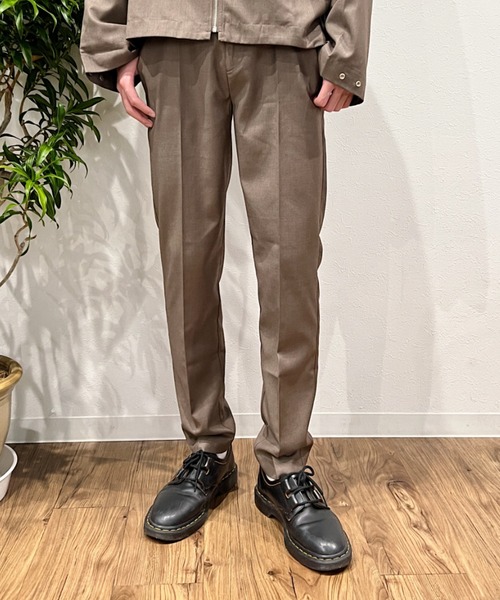 Niell(ニール)の「センタープリーツスラックス〇(スラックス・メンズ・ブラック/ブラウン/その他1・S/M/L)」の1枚目の写真