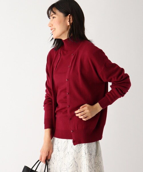 SOUP（スープ）の「◆【洗える/吸湿発熱・ソリストヒート(R)】クルーネックカーディガン（カーディガン/ボレロ・レディース・チャコールグレー/ライトグレー/ブラック/ダークグリーン/オフホワイト/サックスブルー/ブルー/ライトグリーン/サンドベージュ/ベビーピンク/ホワイト系5/ブラック系2/レッド系1/ゴールド系2・11/09）」の14枚目の写真