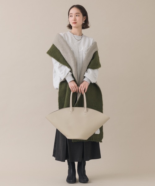 NEUNA（ヌナ）の「マルチウェイリバーシブルボリュームマフラー（マフラー・レディース・ブラック/グリーン・FREE）」の7枚目の写真