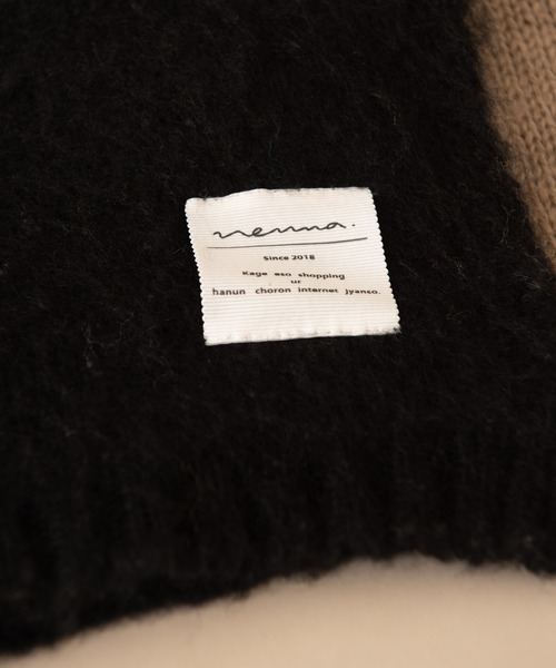 NEUNA（ヌナ）の「マルチウェイリバーシブルボリュームマフラー（マフラー・レディース・ブラック/グリーン・FREE）」の9枚目の写真