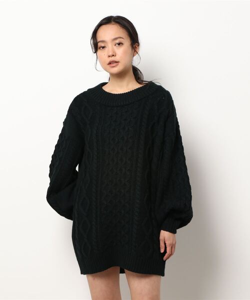 Allamanda（アラマンダ）の「ケーブル柄ニット／ワンピース（ワンピース・レディース・ブラック/グレー/アイボリー・M）」の2枚目の写真