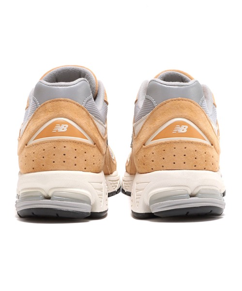 NEW BALANCE(ニューバランス)の「New Balance M2002RHM / ニューバランス M2002RHM(スニーカー・メンズ・ベージュ・26.5cm/27.0cm/24.5cm/25.0cm/23.5cm/24.0cm/28.5cm/29.0cm/25.5cm/26.0cm/23.0cm/27.5cm/28.0cm/30.0cm)」の9枚目の写真