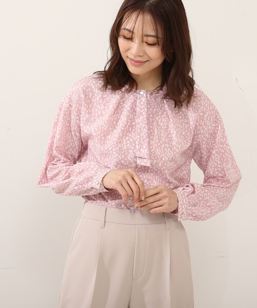 DRESKIP（ドレスキップ）の「◆2WAY取外しボウタイブラウス（シャツ/ブラウス・レディース・ベージュ系その他/ホワイト系3/ネイビー系/ピンク系5・02/03/04）」の4枚目の写真