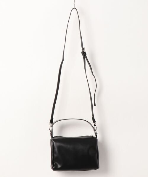 AT CREATION(アットクリエイション)の「<AT CREATION/アットクリエーション>ポーチ型2WAYバッグ ショルダーベルト付き(トートバッグ・レディース・ブラック/ベージュ/イエロー/オレンジ/ライトグリーン・ONE SIZE)」の17枚目の写真