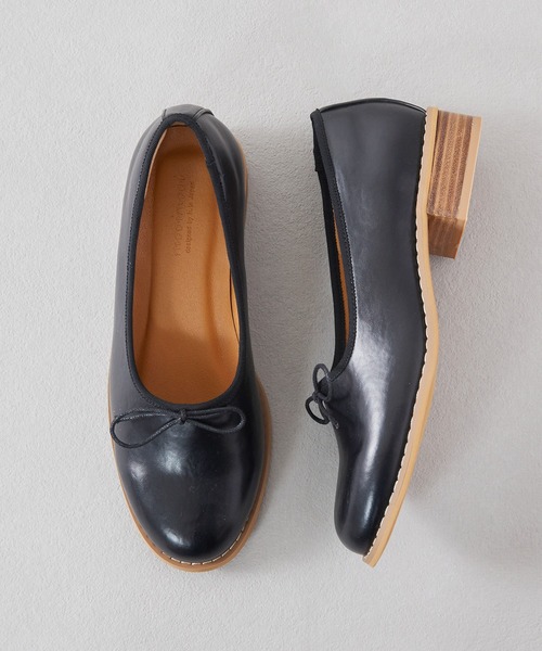 mooimooi（モーイモーイ）の「トラッド バレエシューズ（ローファー・レディース・ブラック/アイボリー/グレイッシュベージュ・22.5cm/23.0cm/23.5cm/24.0cm/24.5cm/25.0cm/25.5cm/26.0cm/21.5cm/22.0cm）」の5枚目の写真