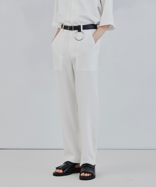 tk.TAKEO KIKUCHI(ティーケータケオキクチ)の「◆カラーステッチベイカーパンツ(その他パンツ・メンズ・ブラック/アイボリー・02/03)」の2枚目の写真