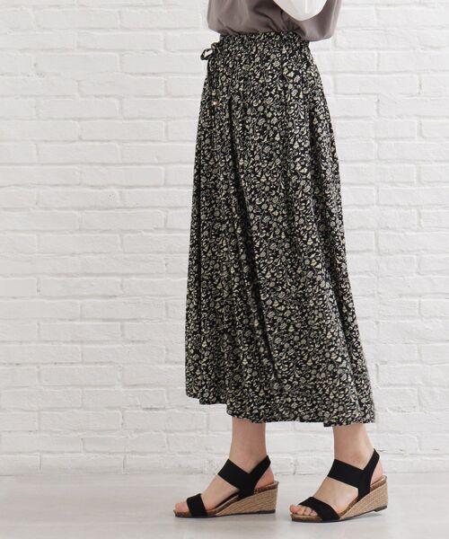 SHOO・LA・RUE(シューラルー)の「◆【接触冷感】スカート見えサラサラガウチョパンツ(その他パンツ・レディース・オリーブ系/ネイビー系5/ブラック系6/ブラック系・00)」の13枚目の写真