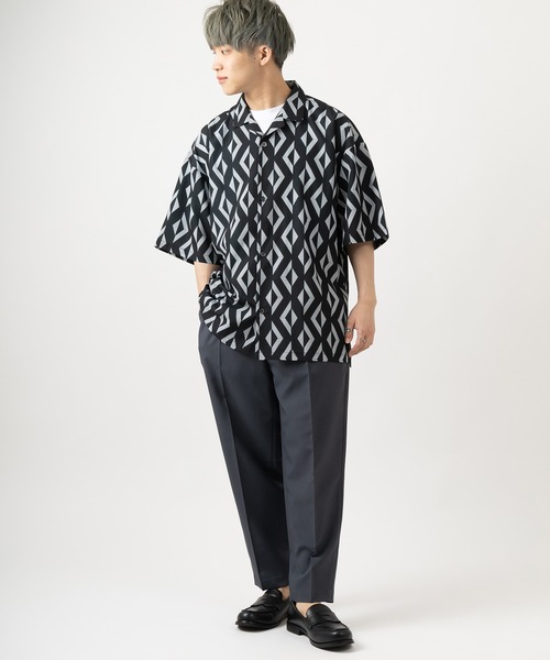 SlashDate(スラッシュデイト)の「オーバーサイズオープンカラー総柄シャツ/開襟シャツ/ビッグシルエット/レトロ(シャツ/ブラウス・メンズ・ブラック/ベージュ/ネイビー/グレー/ブルー/グリーン/ブルー系その他/ワイン・M/L/XL)」の9枚目の写真
