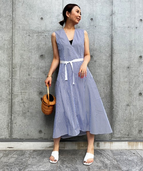 Luftrobe（ルフトローブ）の「《Luftrobe》Vネックストライプワンピース（ワンピース・レディース・その他10・9号）」の3枚目の写真