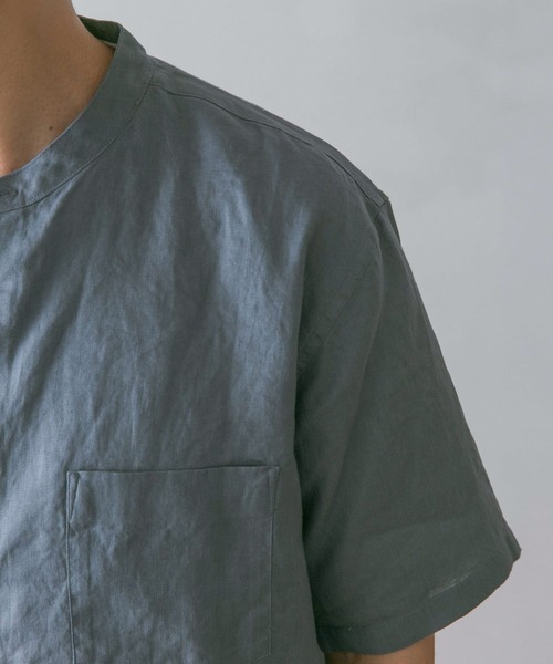 URBAN RESEARCH DOORS（アーバンリサーチドアーズ）の「シルケットリネン バンドカラーシャツ（シャツ/ブラウス・メンズ・グレー/ブラウン/ブルー/ネイビー・MEDIUM/LARGE）」の18枚目の写真