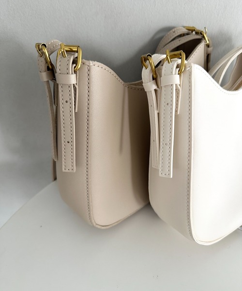 『美品』HUNTER ❀ ボア 太ベルトショルダー/ハンド2wayバッグ セール】leather big belt shoulder bag／PU太ベルトショルダーバッグ