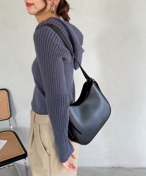 MYMOOD.（マイムード）の「leather big belt shoulder bag／PU太ベルトショルダーバッグ ２WAYショルダーバッグ（ショルダーバッグ・レディース・ブラック/ブラウン/ベージュ/アイボリー・FREE）」の14枚目の写真