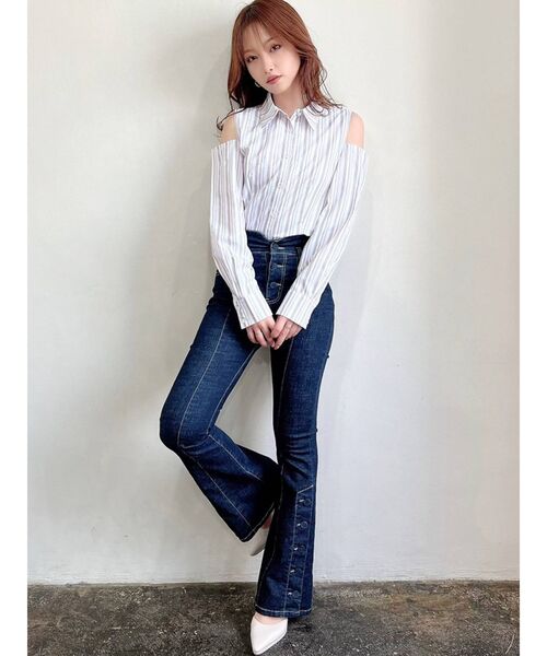 RESEXXY(リゼクシー)の「ショルダーオープンタックシャツ(シャツ/ブラウス・レディース・ホワイト/イエロー/その他1・FREE)」の17枚目の写真