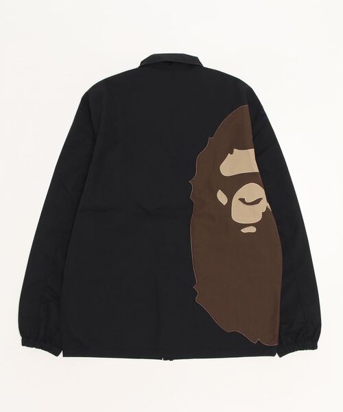 A BATHING APE（アベイシングエイプ）の「GIANT APE HEAD COACH