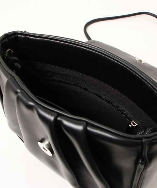 NOISE MAKER（ノイズメーカー）の「フラップミニショルダーバッグ（ショルダーバッグ・レディース・ホワイト/ブラック/イエロー・FREE）」の11枚目の写真