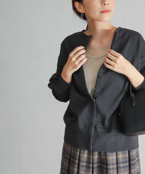 URBAN RESEARCH DOORS（アーバンリサーチドアーズ）の「コットンスウェットカーディガン（スウェット・レディース・ベージュ/グレー/スミクロ・MEDIUM）」の2枚目の写真