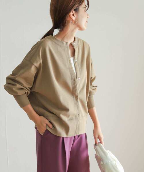 URBAN RESEARCH DOORS（アーバンリサーチドアーズ）の「コットンスウェットカーディガン（スウェット・レディース・ベージュ/グレー/スミクロ・MEDIUM）」の18枚目の写真