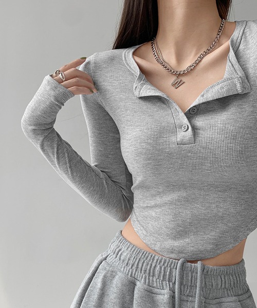 meJane（ミージェーン）の「ヘンリ―ネッククロップドカットソー（Tシャツ/カットソー・レディース・ブラック/グレー/ホワイト・FREE）」の2枚目の写真