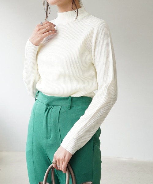 IAMUSE（アイアミューズ）の「モックネックネックリブニットトップス S0580【IAMUSE】（ニット/セーター・レディース・グレー/ブラック/モカ/ベージュ/モーブ系/オフホワイト/ブルーグレー・L/M）」の2枚目の写真